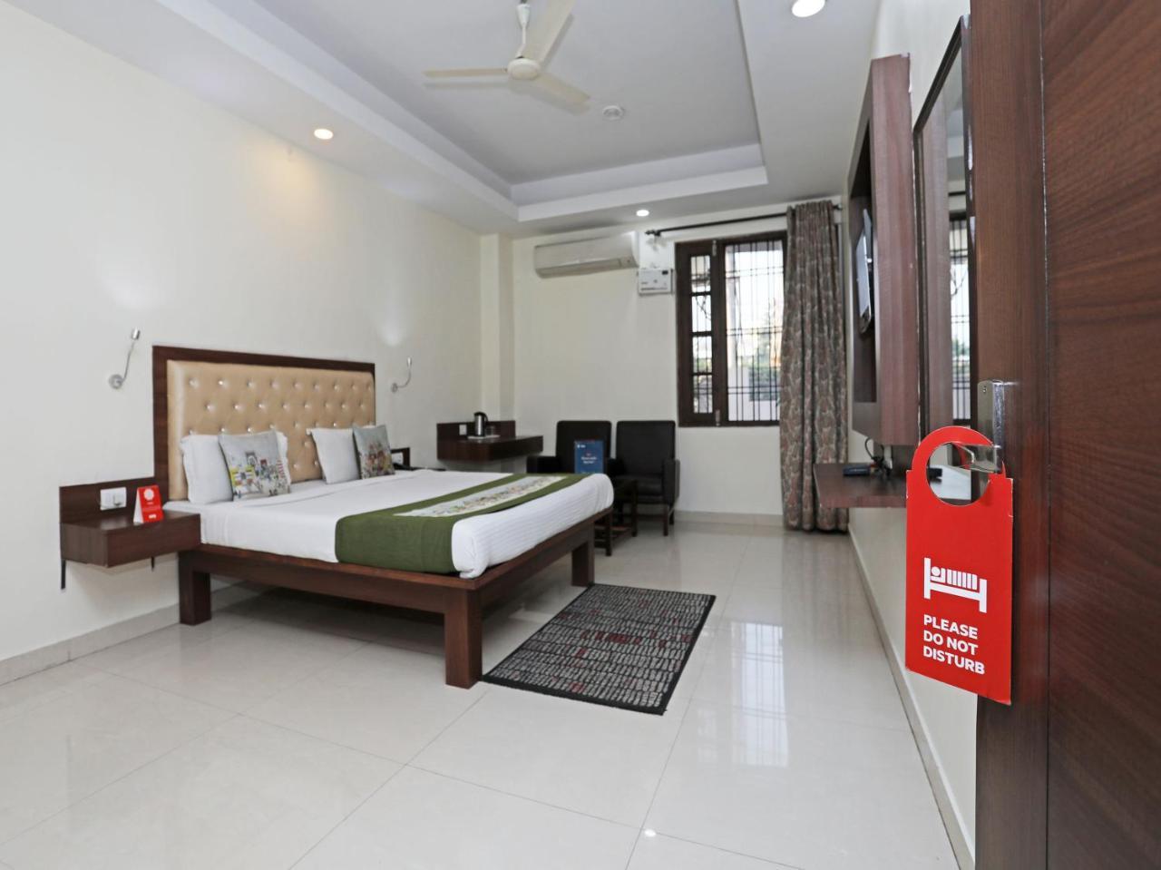Oyo 680 Hotel Ranjana Heritage Lucknow Exterior photo