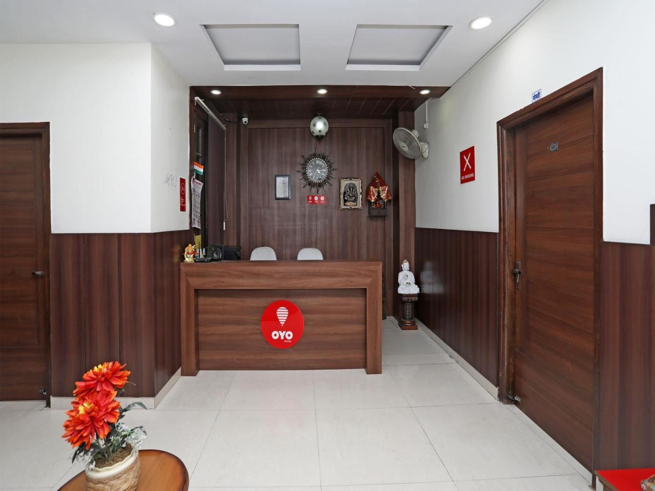 Oyo 680 Hotel Ranjana Heritage Lucknow Exterior photo